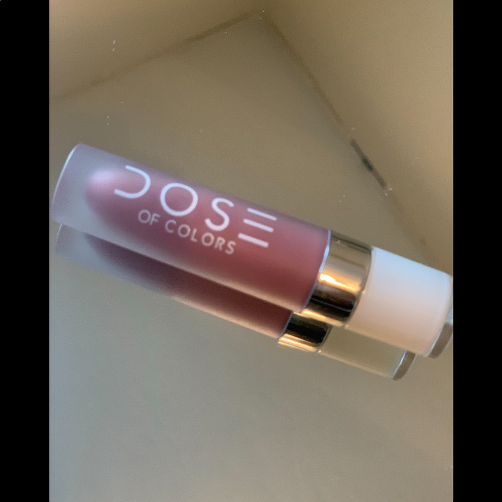 Dose of colors liquid matte lipstick  shade: stone